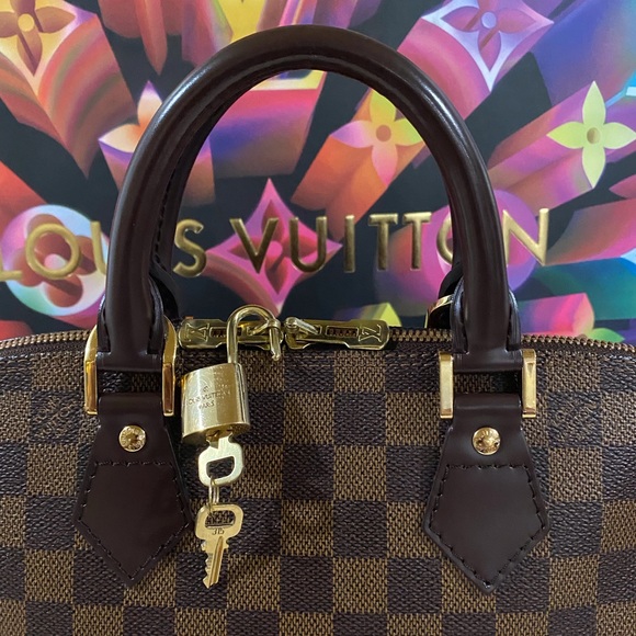 👜👜👜Authentic Louis Vuitton Alma PM Damier Ebene - Picture 11 of 16